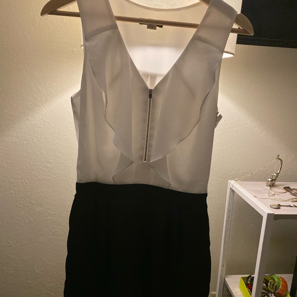 Express Spring Ruffled Romper! - Picture 2 of 7